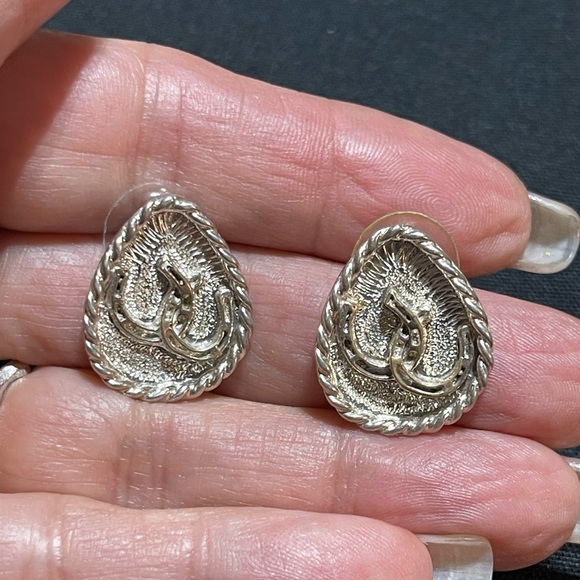 SOLD…..Classic Sterling Western Earrings - Picture 5 of 5